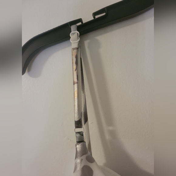 Short open back social dress size 11 juniors - Picture 6 of 8